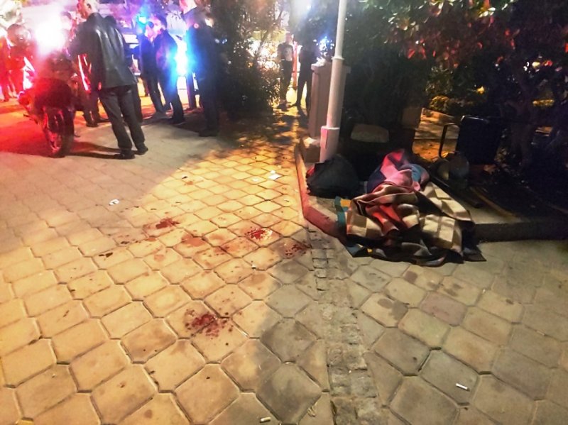 Kuşadası kan gölüne döndü!