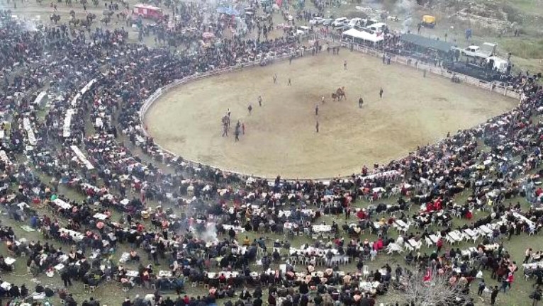 Arenaların şampiyonu icraya düştü!