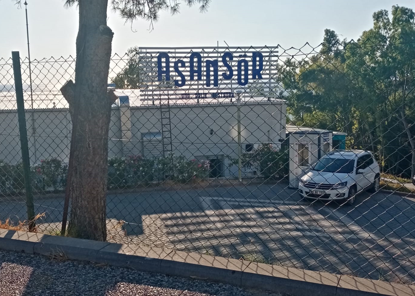 Koca belediye o şirketi doyuramadı!