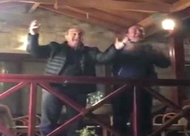 Balkon tayfasına piyango vurdu!