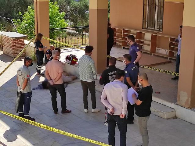 Başından vurulan 25 yaşındaki  Emre’nin cesedi camide bulundu