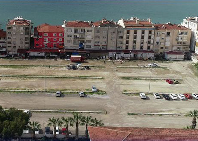 Kuşadası’na “duble” ihanet!