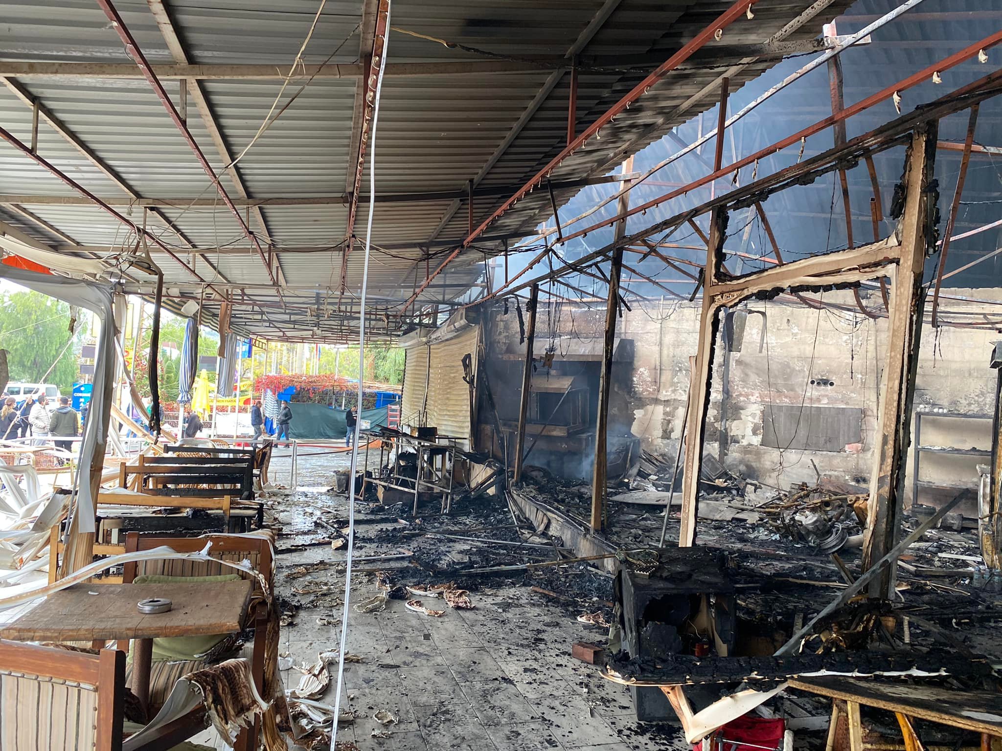 Yangın mağduru esnafa can suyu!