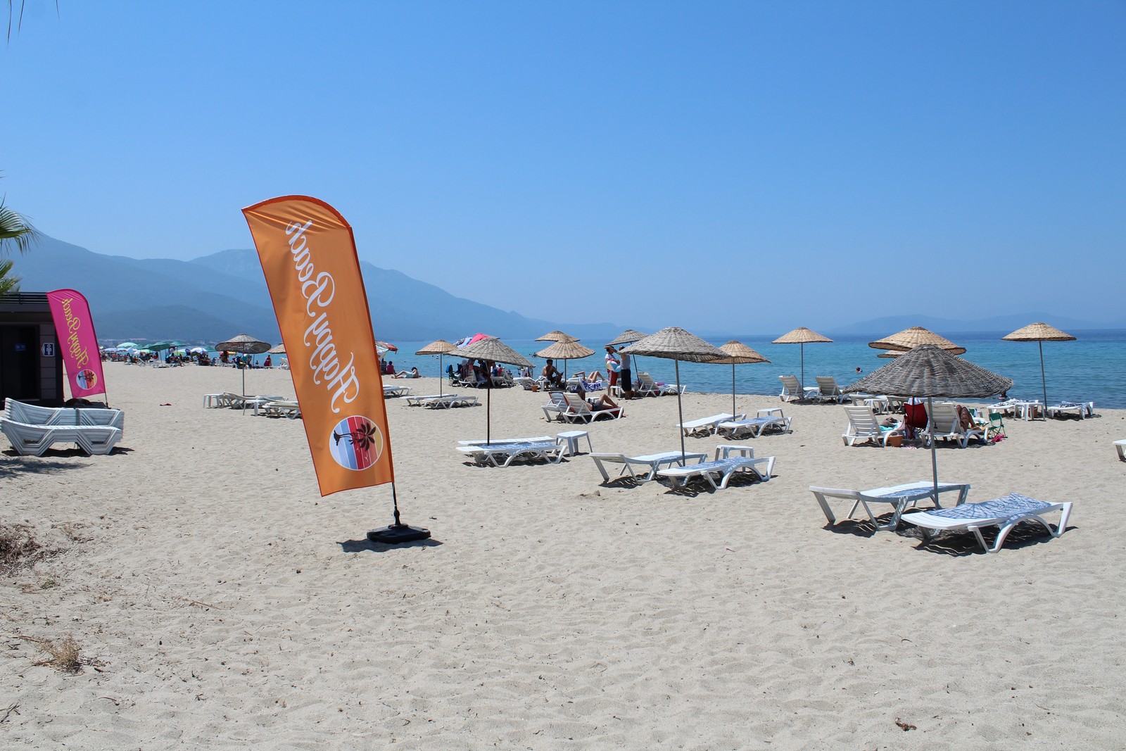 Sahillerdeki rant yandaşlara akıyor!