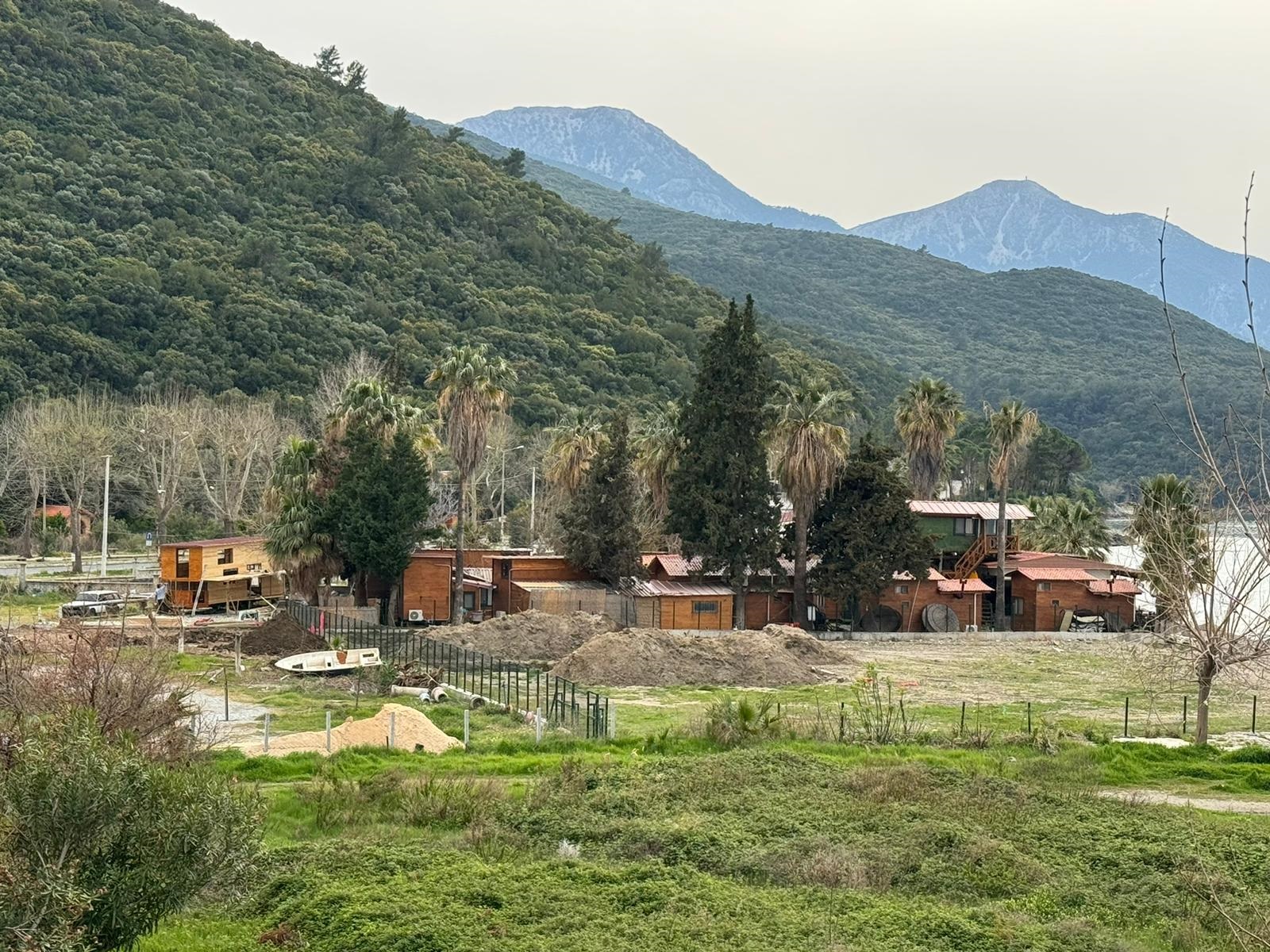 Göz göre göre yağma!