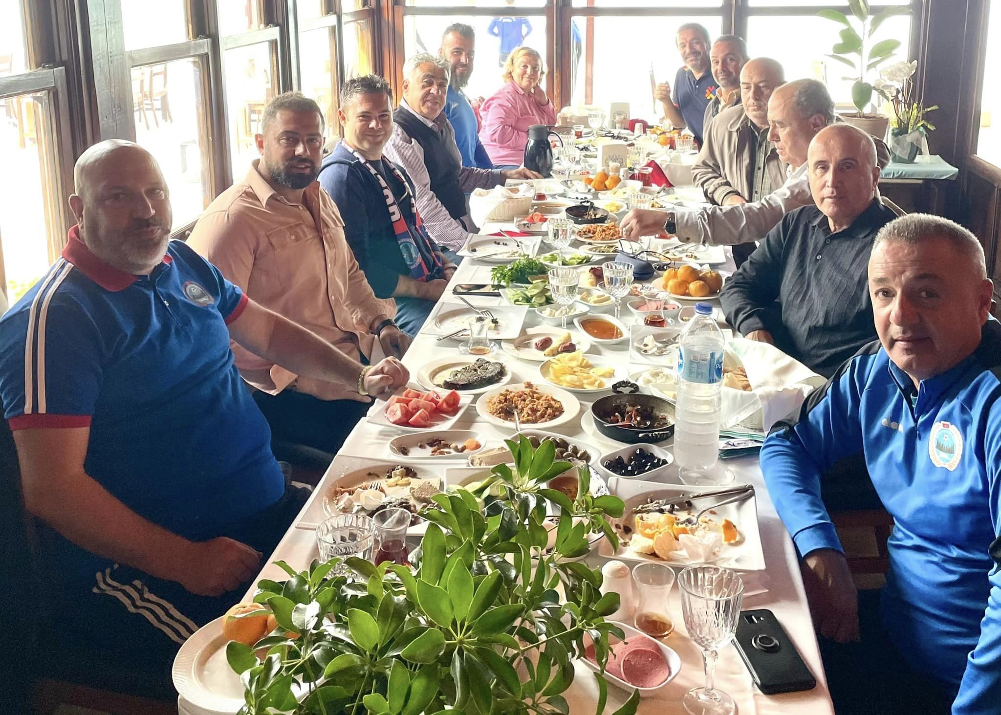 Güzelçamlılı gençlere moral dopingi