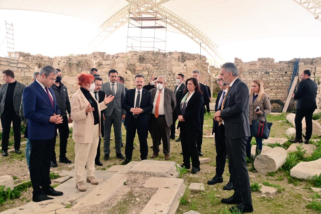 Tarihi kalede kalkınma zirvesi