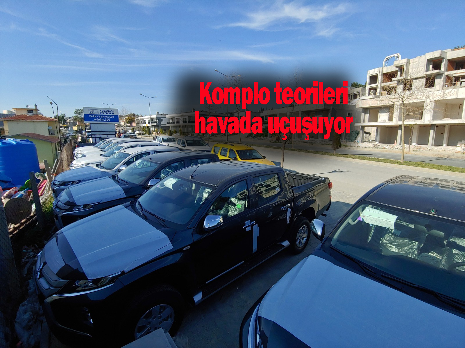 Belediye otoparkındaki plakasız kamyonetlerin sırrı çözülemedi!