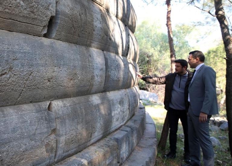 “Esrarengiz Mezarların” gizemi çözülüyor!