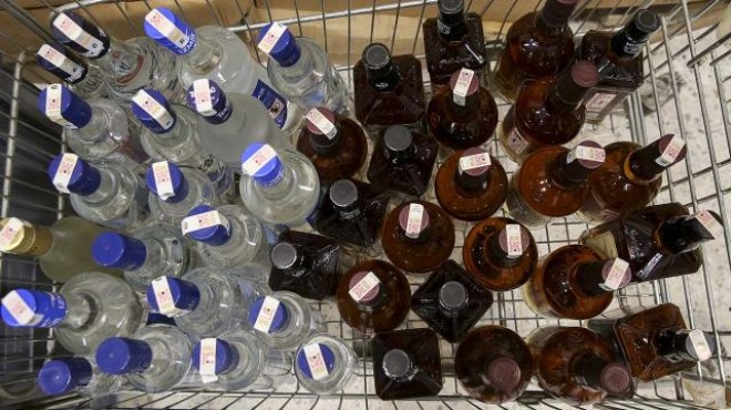 Sahte içki satanlar cinayetten yargılanacak