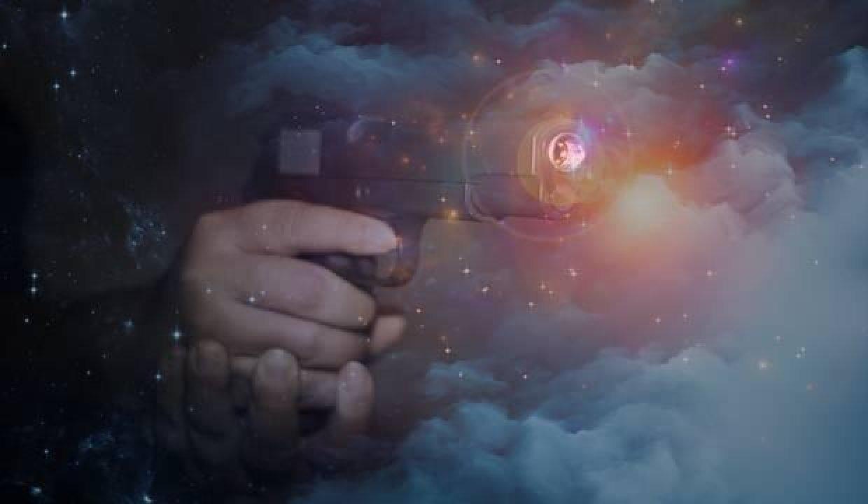 Silah çekerek yol kesip otomobil gasp etiler!