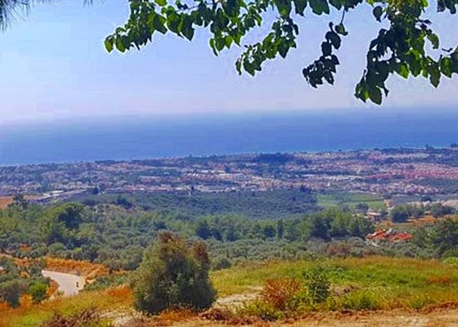 Bir köyde avukat, diğerinde cellat!