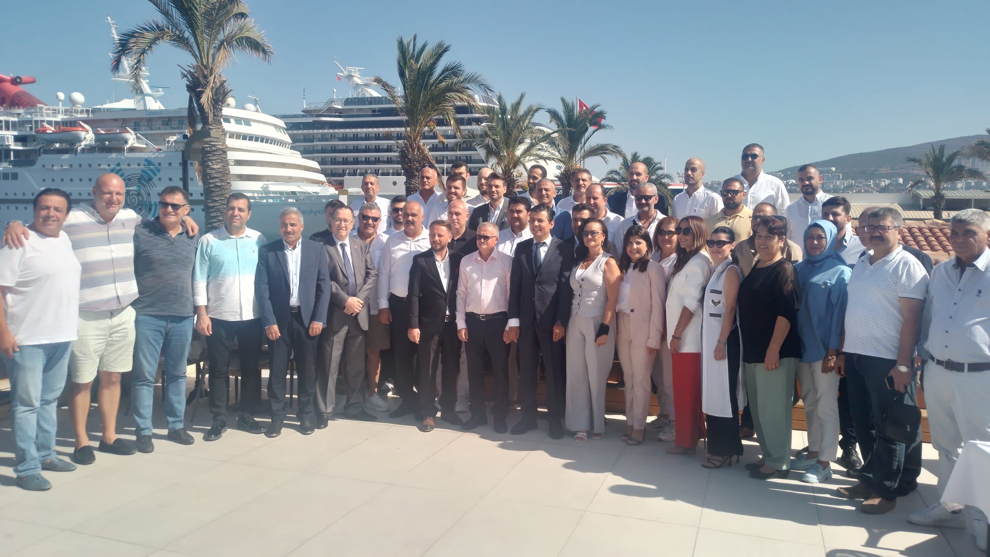 Genç Başkan ekibini kurdu, sahaya indi…