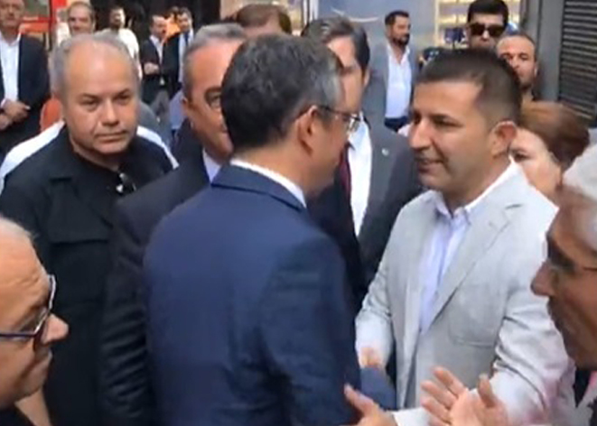 Koltuk derdi, zordaki Günel’e Cumhuriyet’i bile unutturdu!