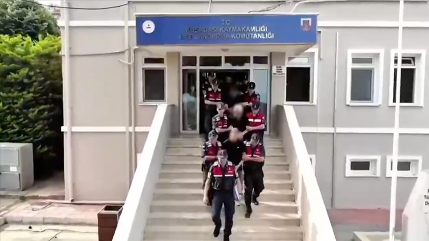 Kuşadası’nın ünlü “dişçi”si  dolandırıcılıktan hapse atıldı
