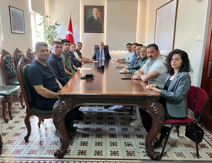 Kuşadası’nda dört ayaklı alarm!